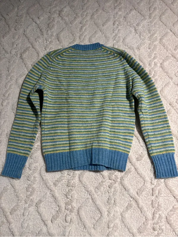 Vintage pastel colors 100% wool sweater fits xsmall best - Image 7