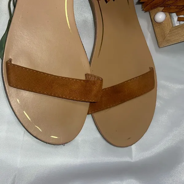 Wild Diva Lounge Brown Fringed Sandals Size 8 1/2 - Image 3