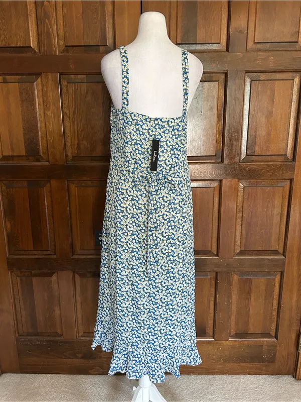 Lulus Darling Daisies Dress M Medium NWT Blue Ditsy Daisy Floral Ruffle Midi NEW - Image 5