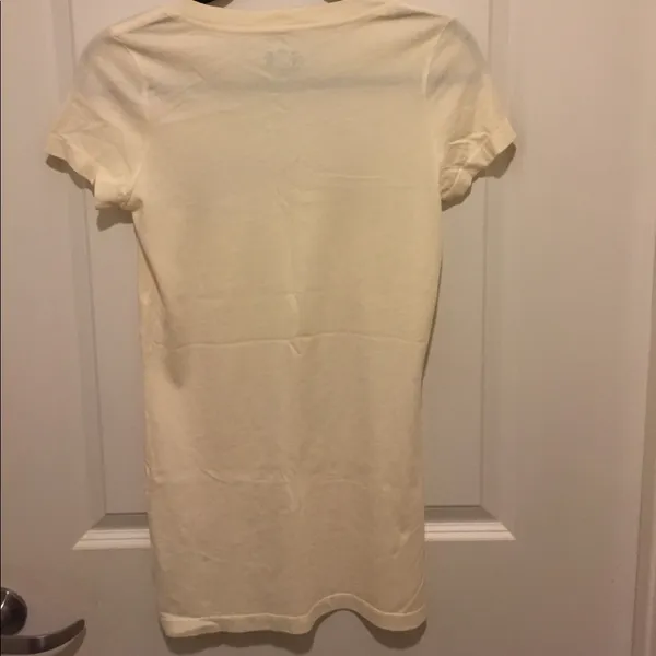 Juicy couture short sleeve t-shirt w/ pink writing - Image 3