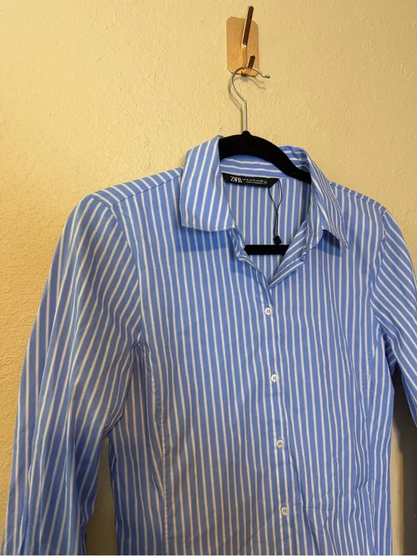 Zara Fitted Poplin Style Button Down Long Sleeve Pin Stripe Shirt Women’s Size M - Image 3