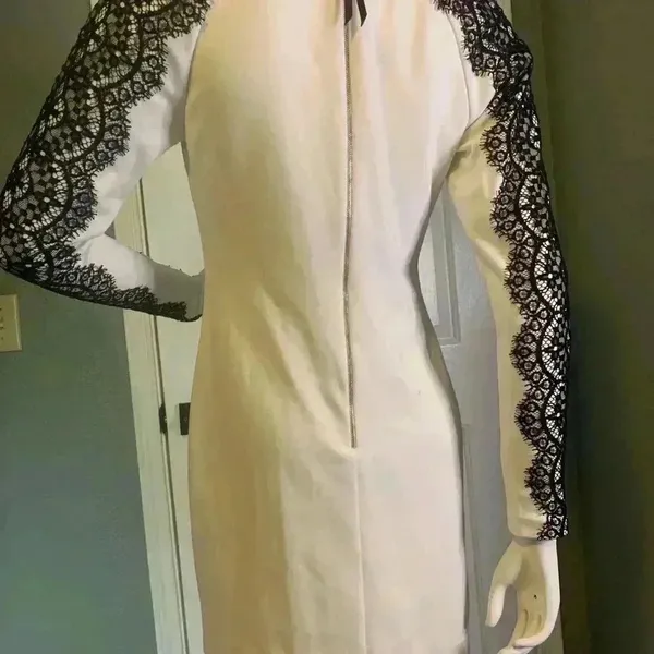 Phoebe Couture Sz 4Long Sleeve Round Neck Knee Length Dress. G15 - Image 6