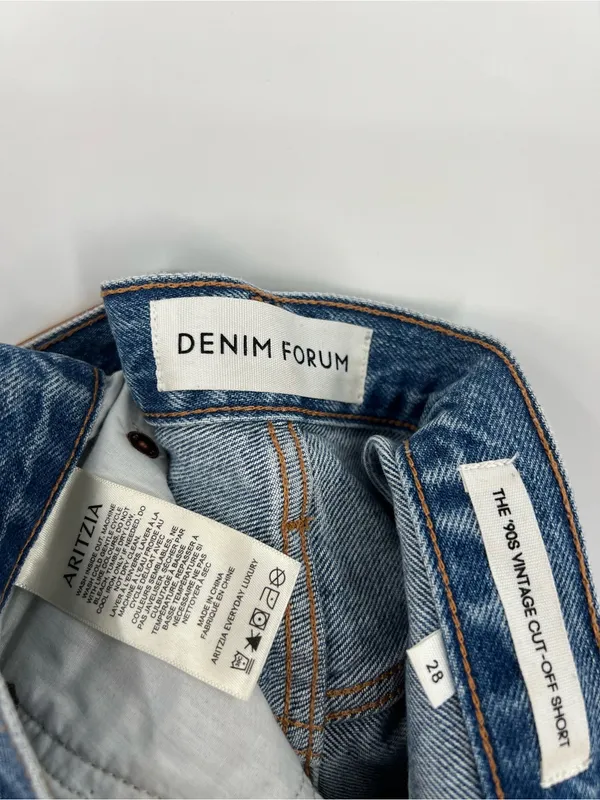 Aritzia Denim Forum The 90s Vintage Cut Off Shorts Jean Denim Distressed Blue 28 - Image 11