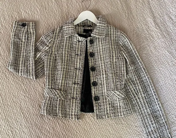 French Tweed Jacket - Image 4