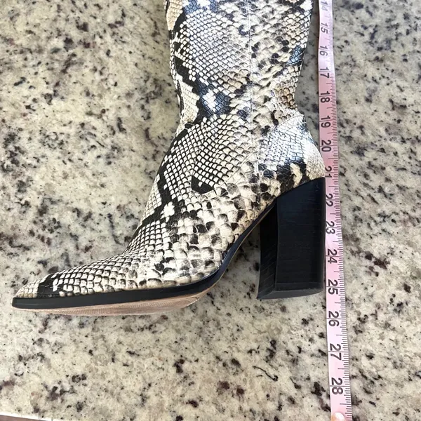 Vince‎ Camuto Cottara Boots Womens 7M Snakeskin Over The Knee Pointed Block Heel - Image 8