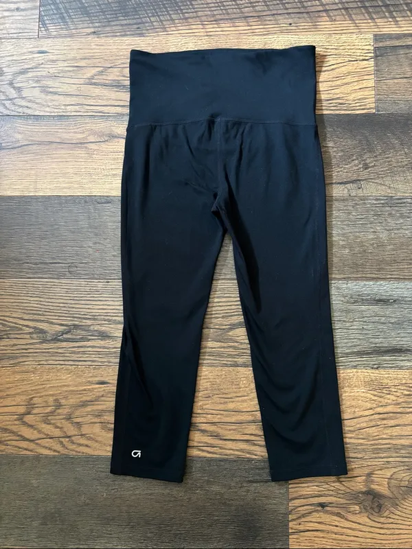 Gap Maternity Black Full Panel Leggings GapFit Blackout Cropped Women’s Size XS - Image 4