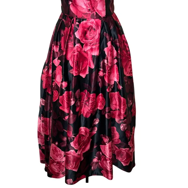 Betsy & Adam Floral Rose Satin Gown Black Red Lace Up A-Line Prom Formal Size 8 - Image 5