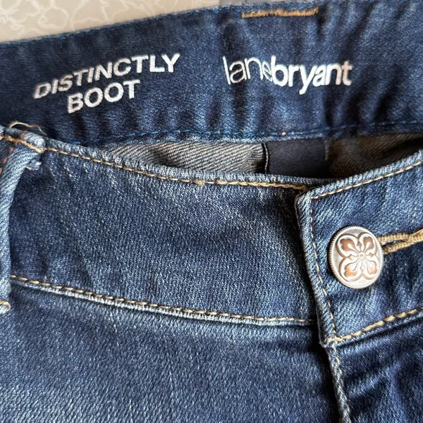 Lane Bryant Distinctly Bootcut Jeans Women Blue Wash Size‎ 14 - Image 7