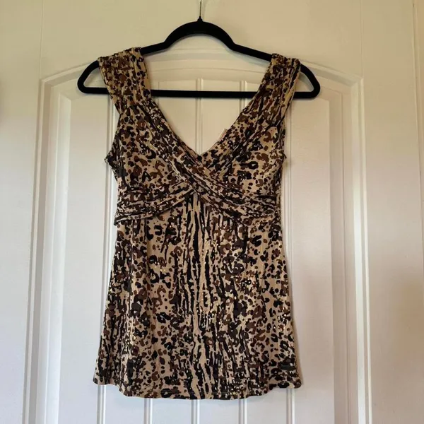 Candies Women's Leopard Print Ruched V Neck Sleeveless Top‎ Size S - Image 3