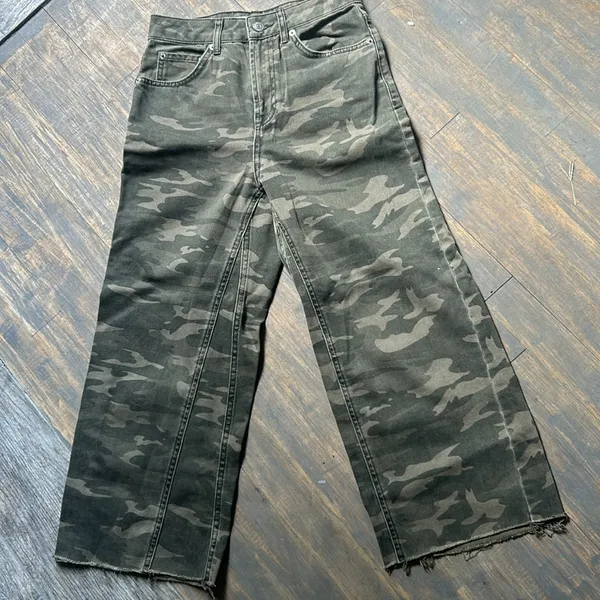 TopShop Moto Camo‎ Straight Leg Pant Size 25 - Image 11