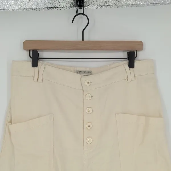Urban Outfitters Women's High Waist Straight Leg‎ Cream Pants Size 12 Button Fly - Image 4