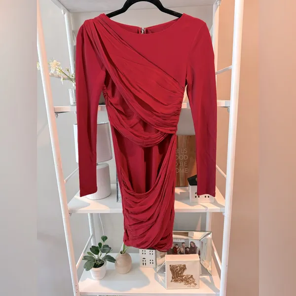 NWOT Alice + Olivia long sleeve Goddess dress, size 2. - Image 3