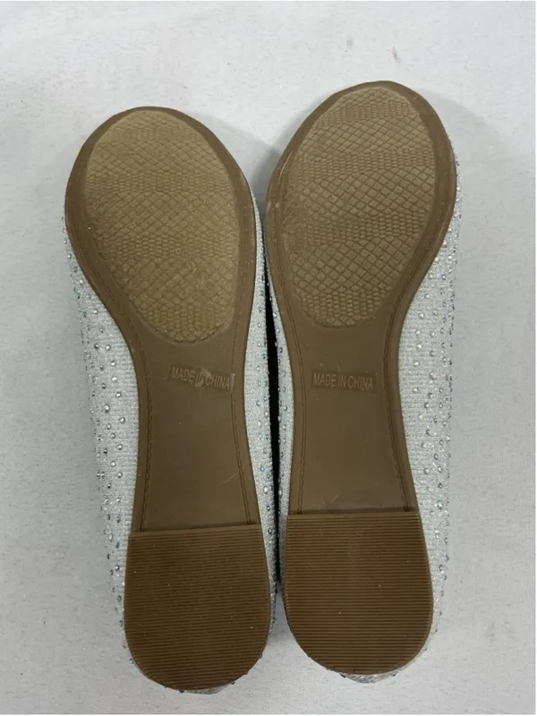 Womans New In Box De Blossom Baba Ballet Flats Size 5.5 Silver Shimmer - Image 5