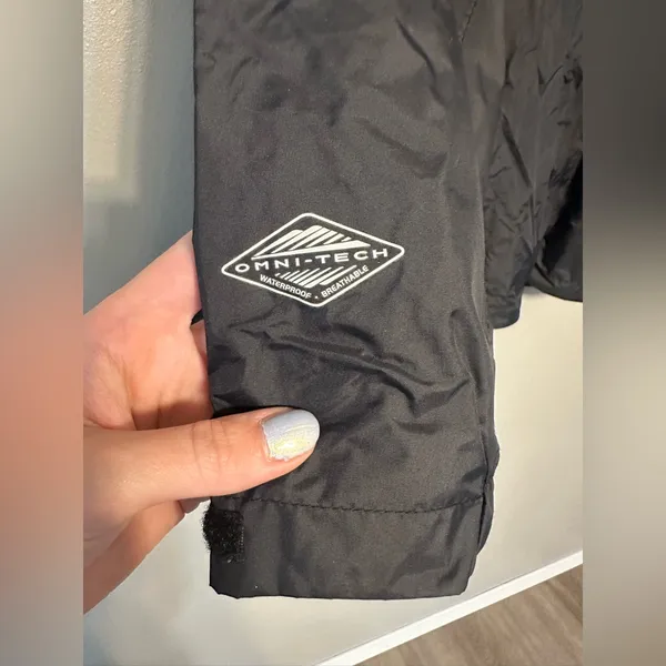 Columbia Black Light Weight Jacket - Image 6