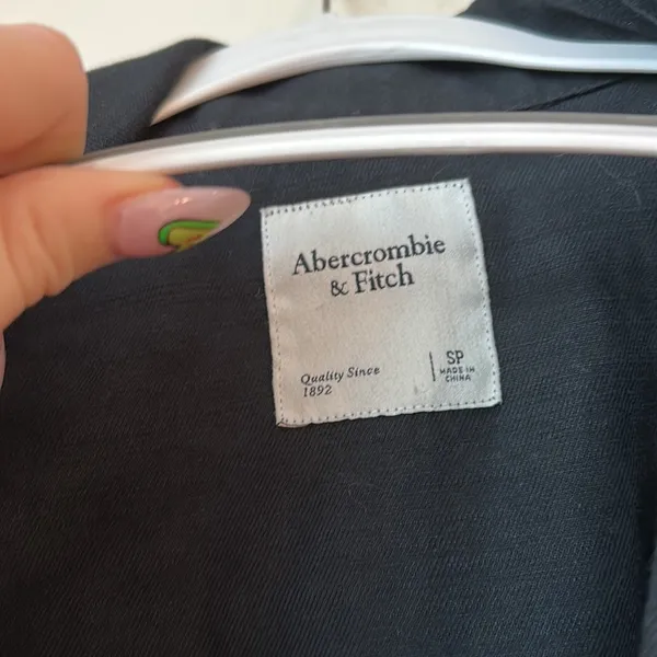 Black Jumpsuit Abercrombie Size Small Petite - Image 3