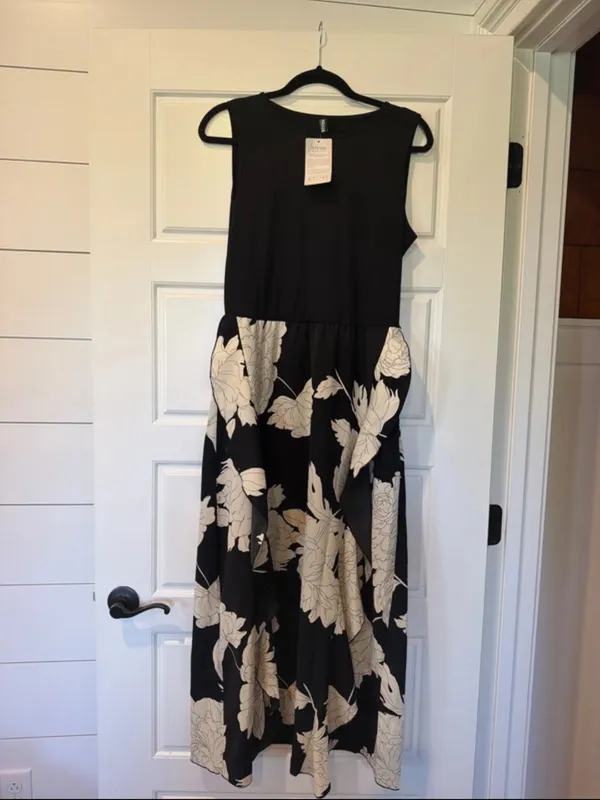 BTFBM sleeveless crewneck floral maxi dress - Image 3