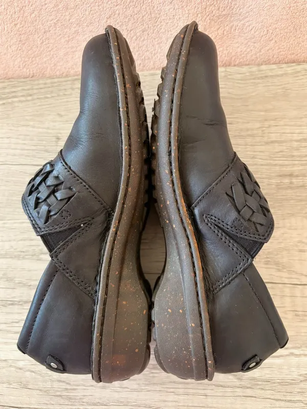 UGG Anila Black Leather Braided Woven Shearling Slip On Clog SN 1005427 7 $120 - Image 5
