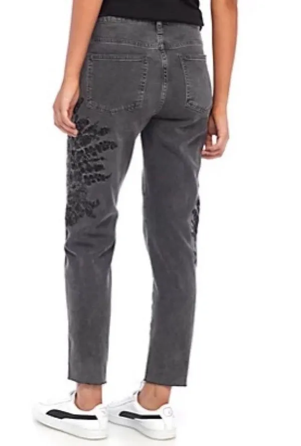 FREE PEOPLE We The Free OB737354 Embroidered Girlfriend Jeans Size 29 - Image 5