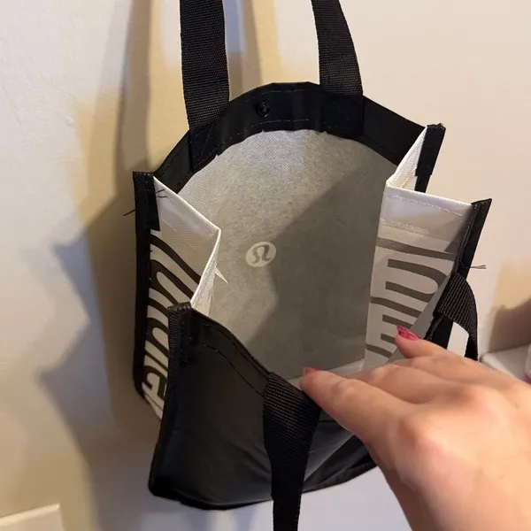 Lululemon Black and White Tote - Image 2