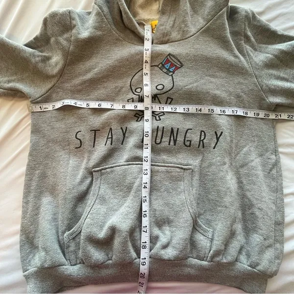 Stay Hungry Pullover Hoodie‎ Gray Size M - Image 4