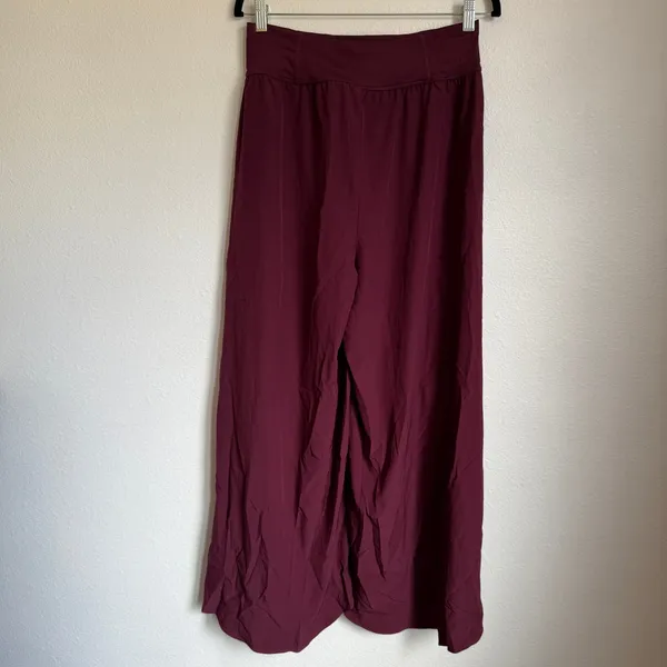 NWT Halara Breezeful Palazzo Flowy Wide Leg Casual‎ Pants in Amaranth Purple - Image 3
