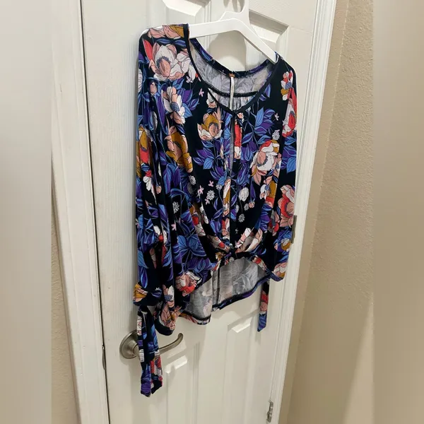 Free People Tropical Floral Print 3/4 Sleeve Blouse Size Small - Image 5