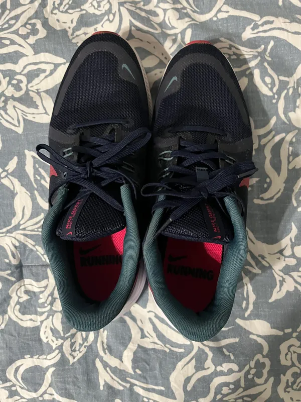 Nike Women’s Quest 4 Sneakers - Image 4