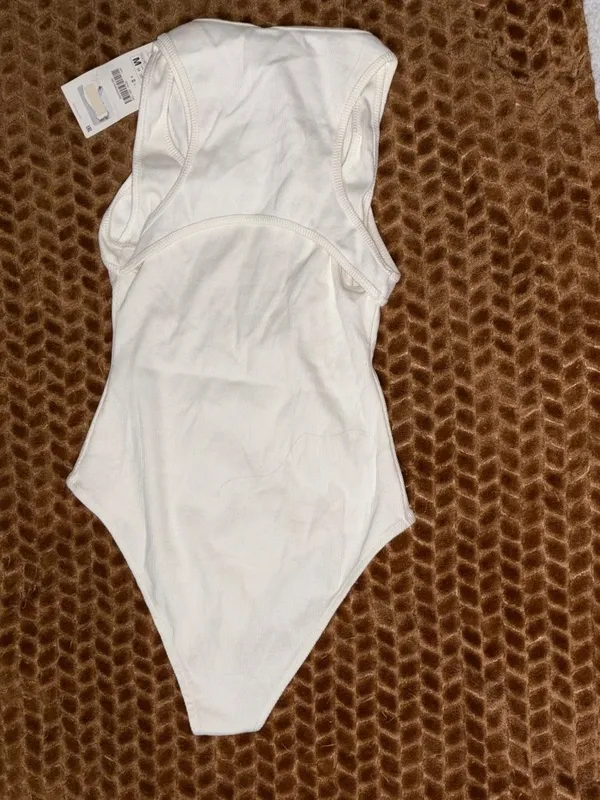 NWT New Zara Stretch Ribbed Cut-Out Sleeveless Bodysuit Size M - Image 5
