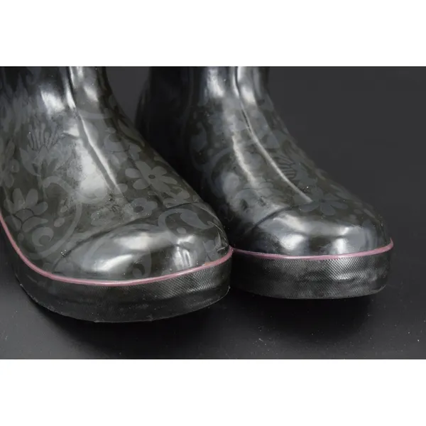 Bogs Rain Boots Women Size 9 Black Floral Damask Waterproof Neoprene Good - Image 5