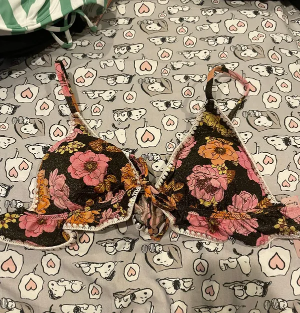 Victoria's Secret Bikini Top - Image 4
