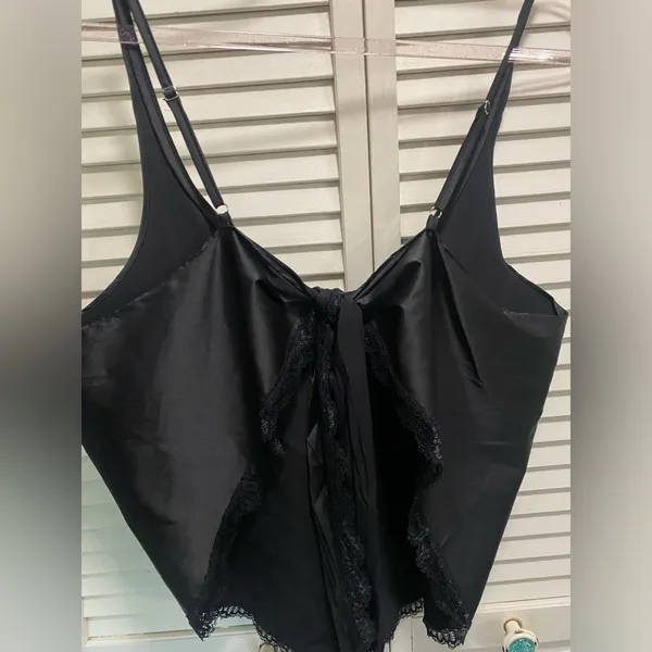 POL Satin Black Cami Lace Trim Adjustable‎ Straps Open Back Size M NWOT - Image 5