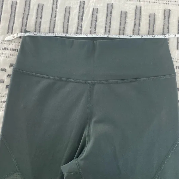 🛎️ Clearance Adidas Green Legings Medium - Image 4
