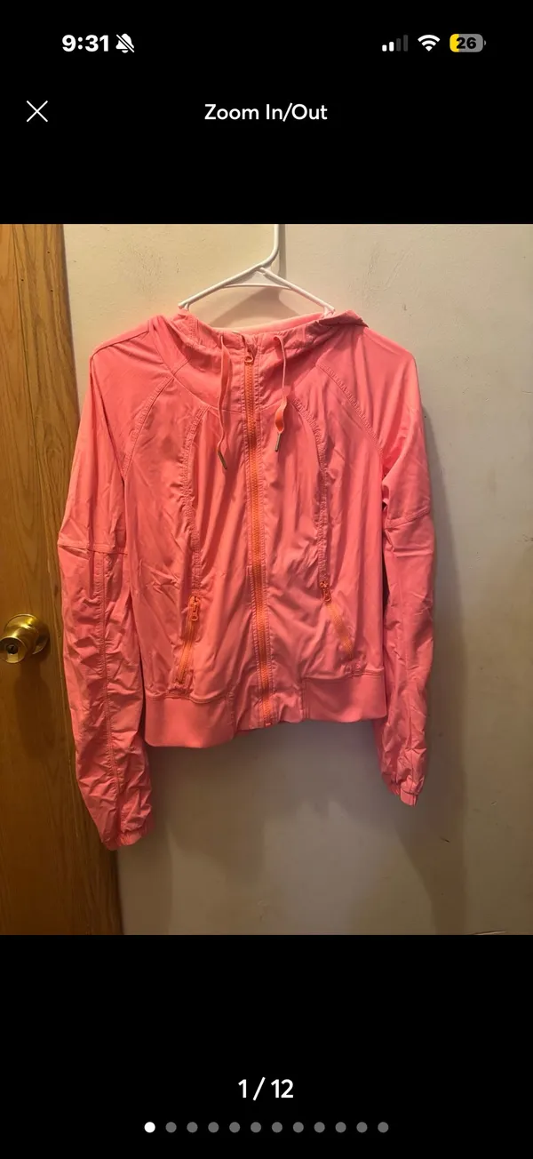 (4) lululemon jacket - Image 2