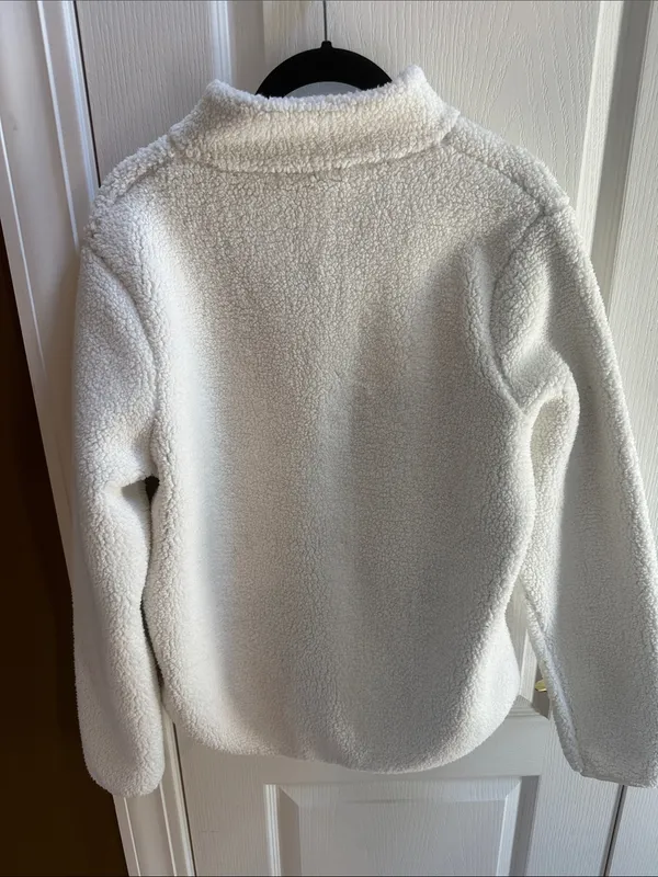 Fanatics Gray and White Sherpa-Lined Zip Hoodie - Image 2