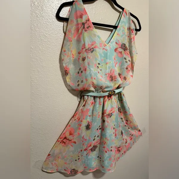 Candie’s Layered Floral Flutter Mini Dress | Soft Romantic Silhouette - Image 4