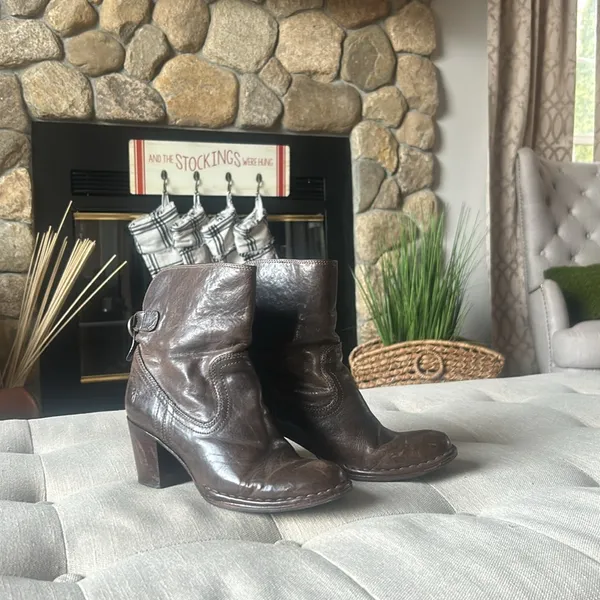 FRYE BOOTS Lucinda Brown Leather‎ Booties Size 8 - Image 4