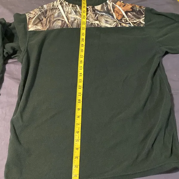 Habit green/camo 1/4 zip pull over fleece long sleeve size Medium - Image 7