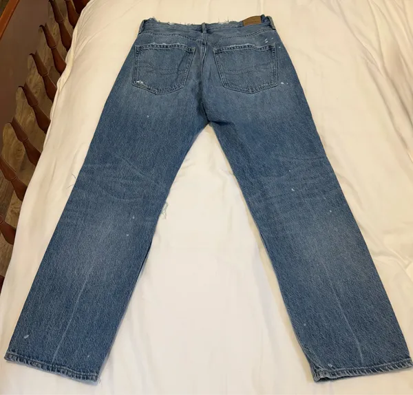 American Eagle 90s Boyfriend Jeans - Image 2