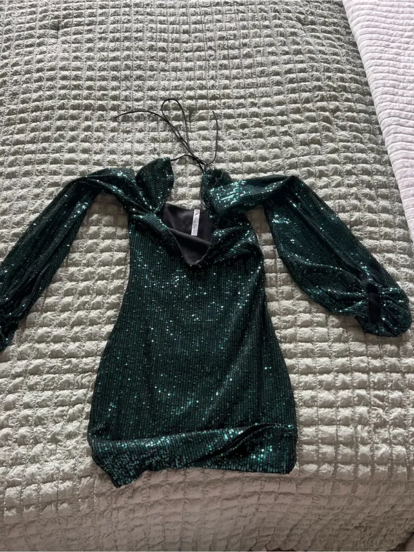 Lucy in the Sky Green Sequin Long-Sleeve Mini Dress - Image 4
