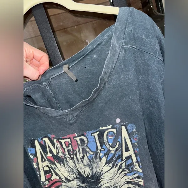 Hot Topic Akira america rock graphic tee wide v boat neck acid wash faded Tshirt skull - Image 5