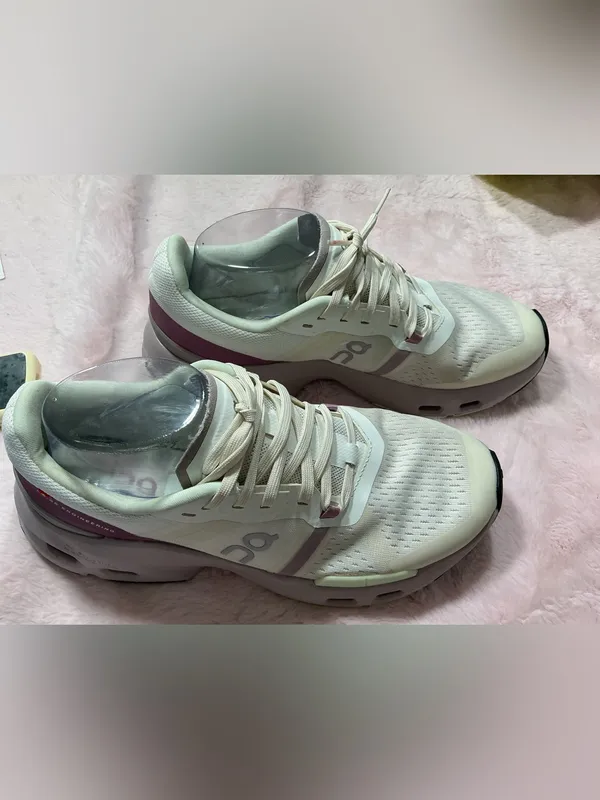 On Running Cloudpulse Women's Sneaker — Light Pink, Mint & White 157 - Image 3