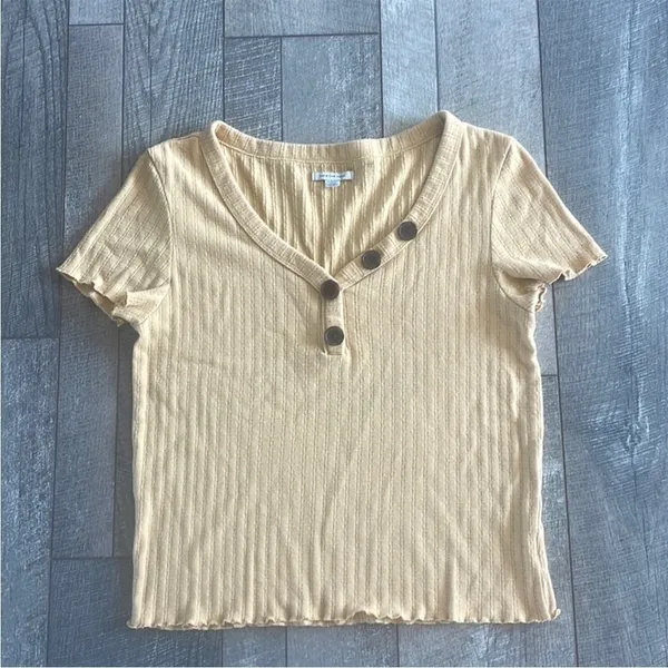 American Eagle Size XL Short-Sleeve Top - Image 3