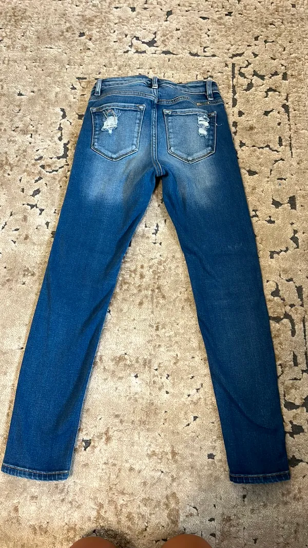 KanCan USA Distressed Jeans - Image 4