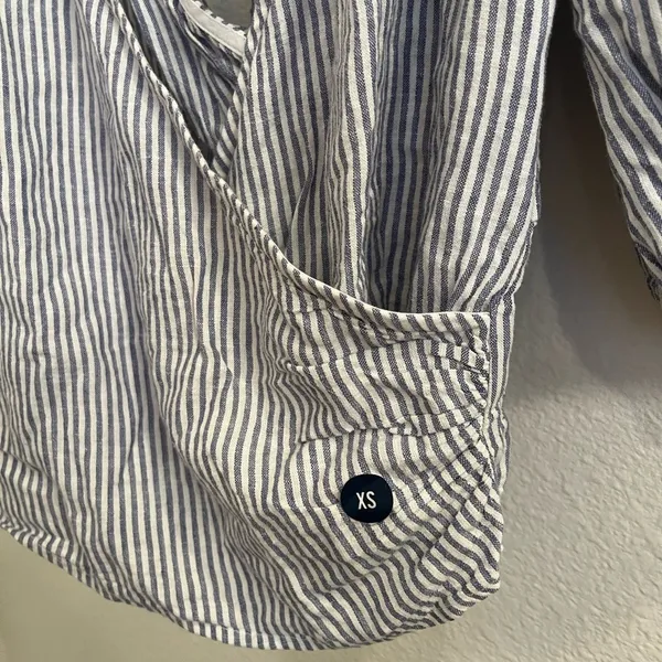 NWT Abercrombie & Fitch Striped Linen Wrap Top XS - Image 9