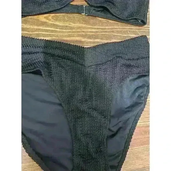 Amazon NWOT Black High Waisted Bikini, size M - Image 4