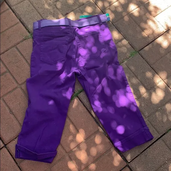 Purple Capri jeans nice soft material Size 6 - Image 3
