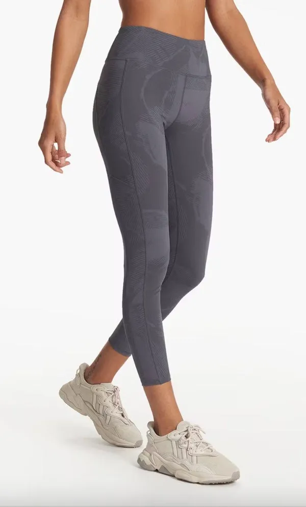 Stride Leggings in Charcoal Mache - Image 3