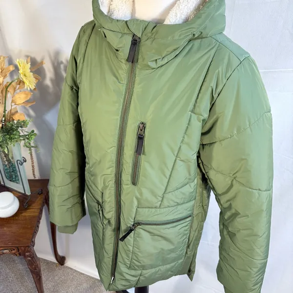 O’Neill Cheyenne Hooded Puffer Jacket Vineyard Green Women’s Size Small💚 - Image 4