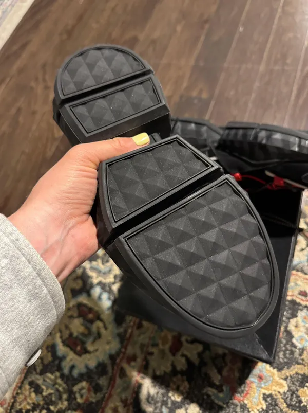 Sneakers Black Genuine Leather Size 7 - Image 3