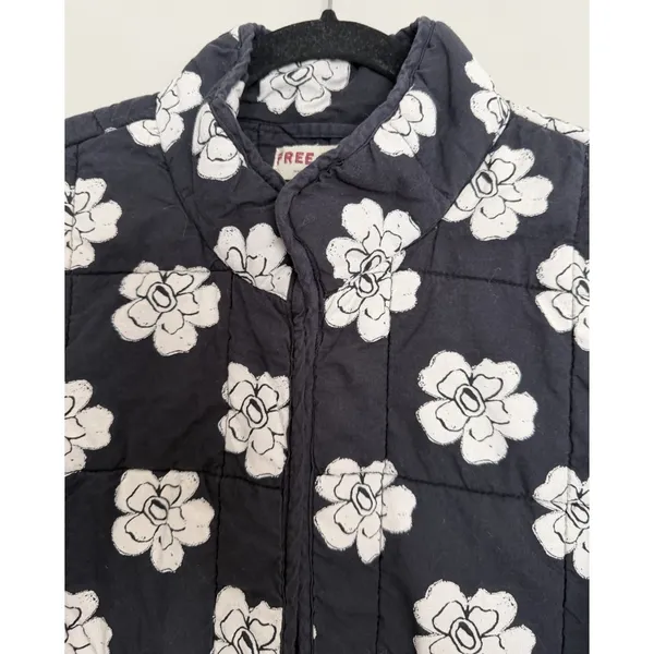 Free People Chloe Floral Quilted Jacket Night Blooms Women's Size Small - Image 3